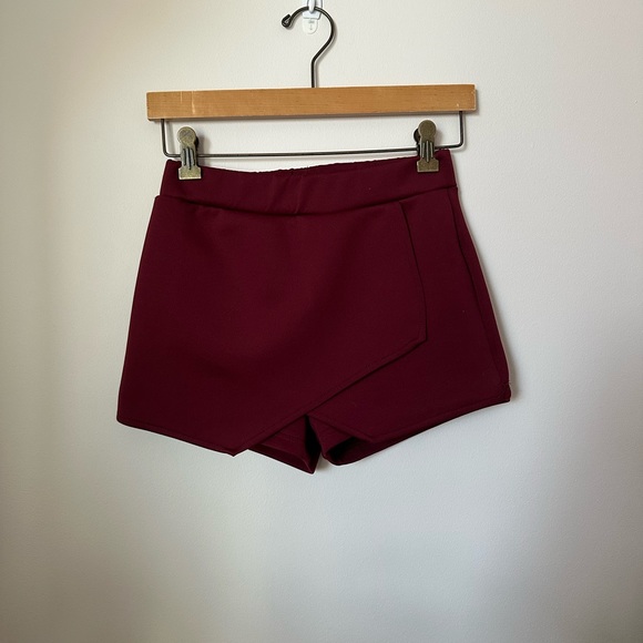 Burgundy Wine Red Mini Skort Midrise - Picture 4 of 10